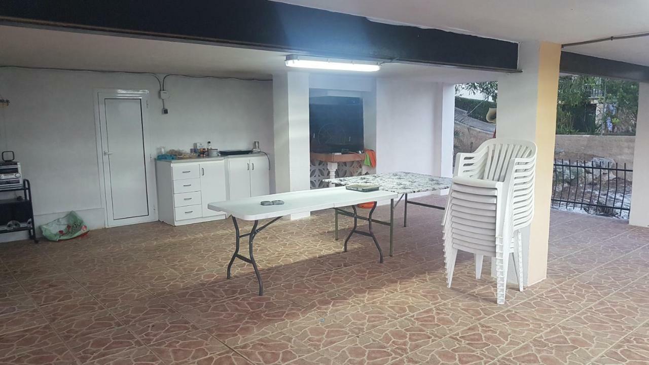 Calicanto House & Pool Торент Екстериор снимка