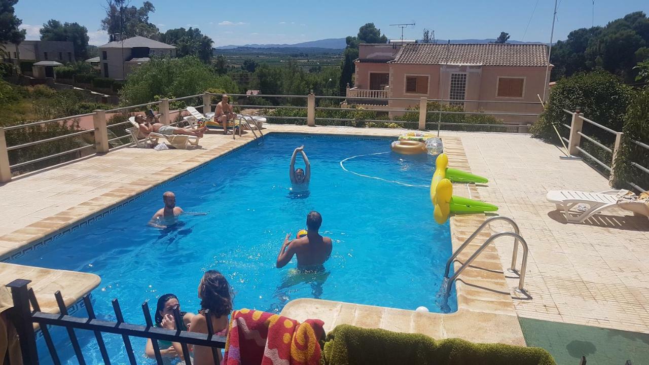 Calicanto House & Pool Торент Екстериор снимка